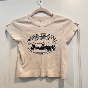 Brandy Melville Ashlyn Yellowstone Valley Cropped Top